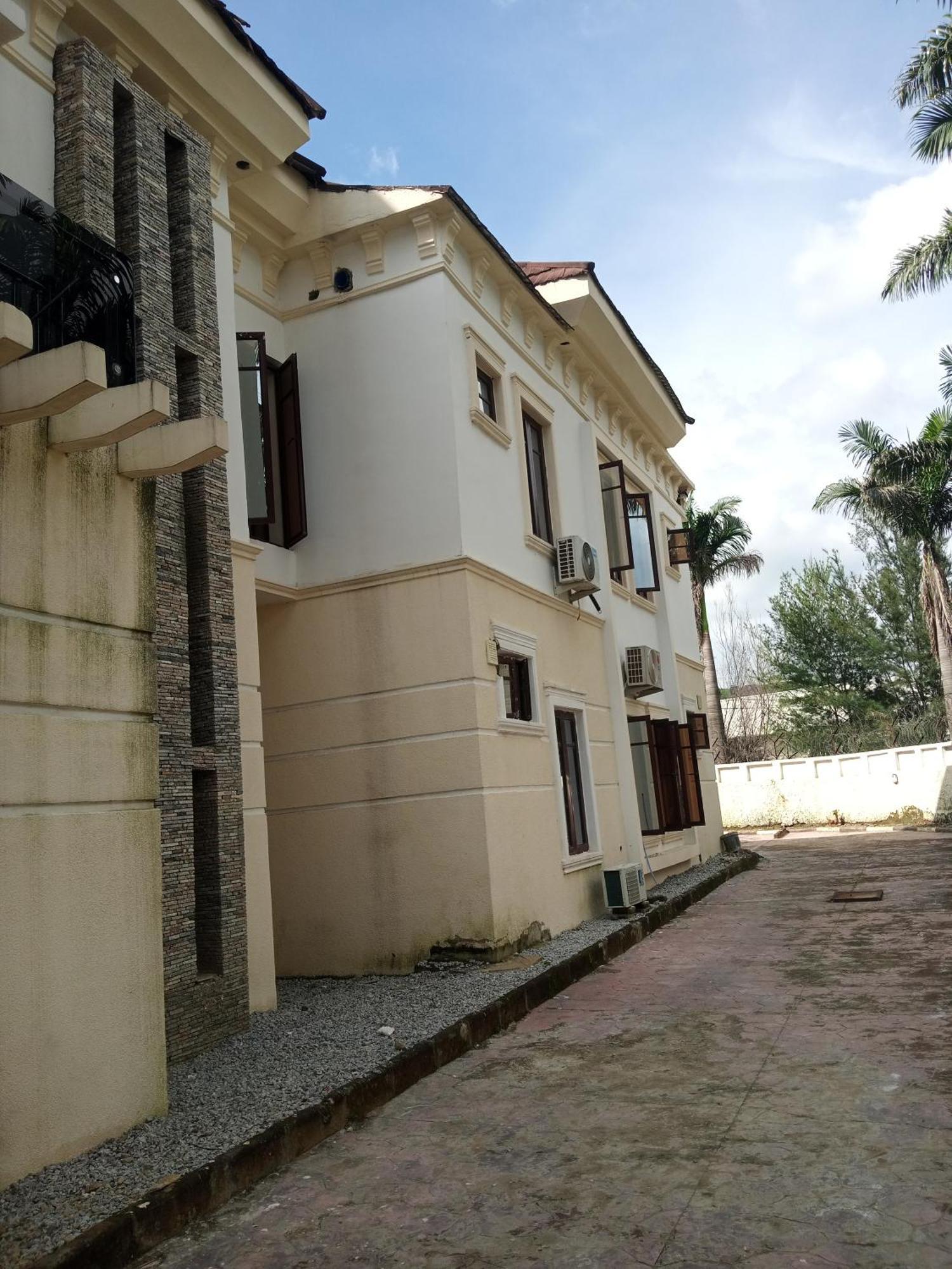 Diamond Well Hotel And Lodge Абуджа Экстерьер фото